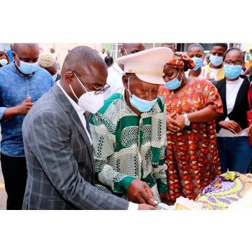 Utilize para ver mais