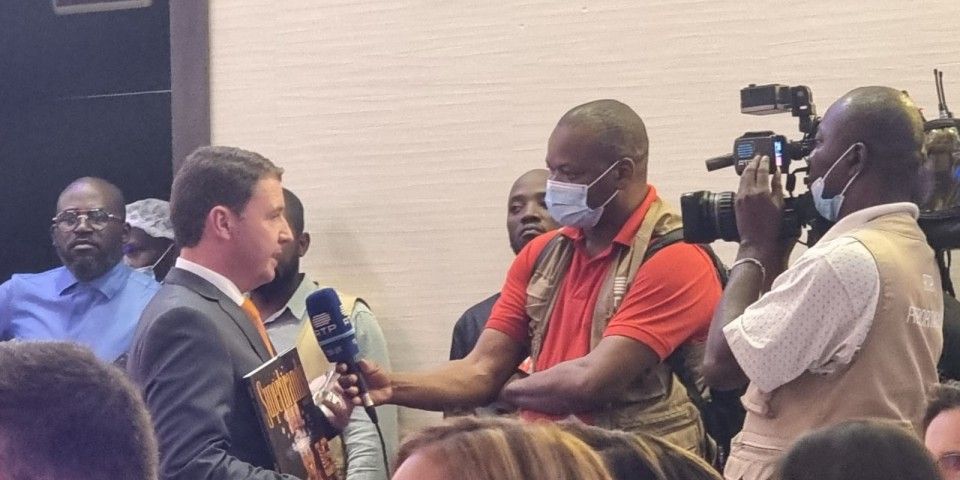 Utilize para ver mais