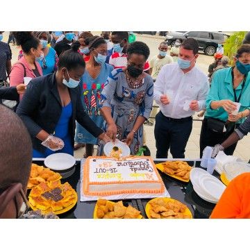 Utilize para ver mais